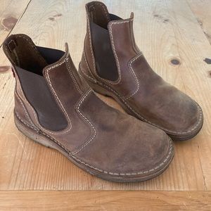 Duck Feet Odense boots .  Men’s euro size 44 US size 10. Full leather.